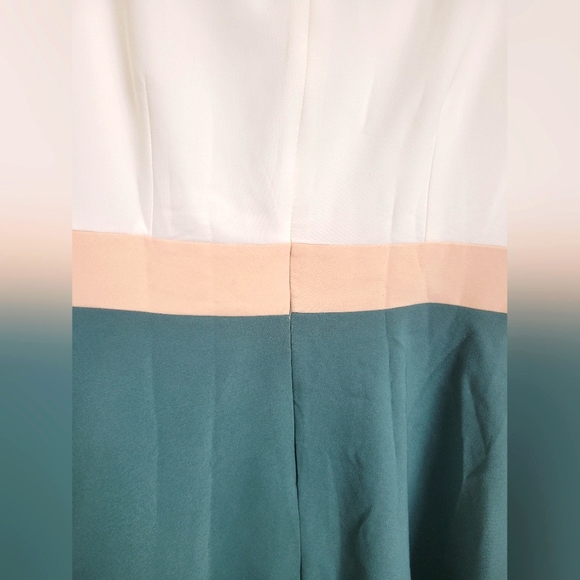 🌷Trendyol Skater Dress🌷 - Picture 9 of 9